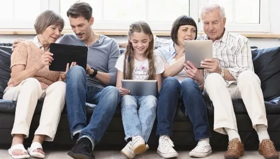 Facebook vise maintenant la famille