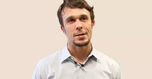 L’importance de se déguiser en entrevue !