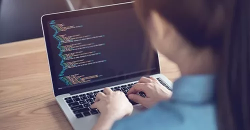Comment encourager les filles à coder ?