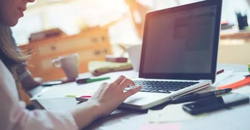 Jobs en TI : plus du quart des femmes craignent de perdre leur emploi !