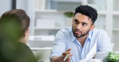 La lettre de présentation : 3 trucs pour ne pas répéter son CV La lettre de présentation : 3 trucs pour ne pas répéter son CV